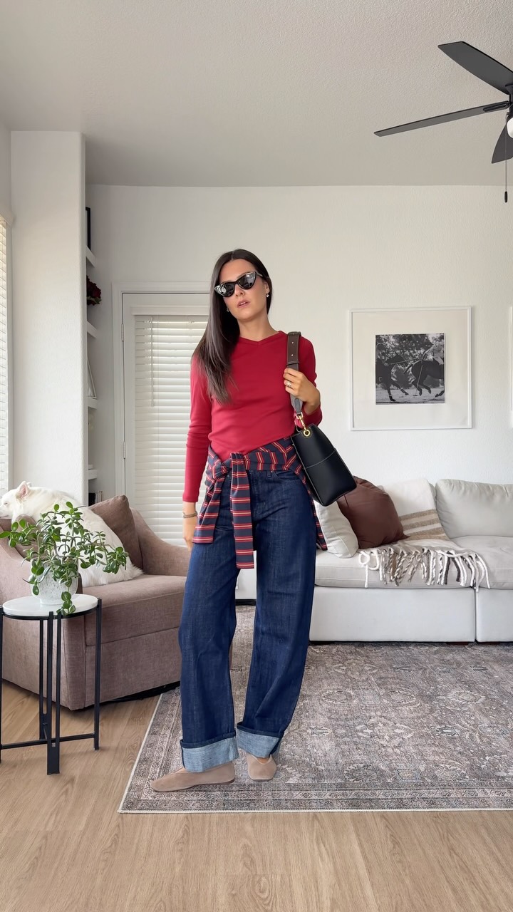 casual ootd ❤️ comment “YES” and I’ll send you outfit details and sizing to your DMs, also saved to my LTK as always! #falloutfit #falloutfitinspo #fashionoutfits #jeans