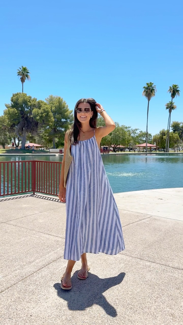 farmer’s market morning 💛🌴 and day 4 of 7 days of summer outfits! this dress is the perfect mix of easy/casual but still polished! comment “YES” for outfit links, also saved in my LTK!